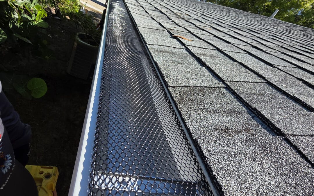 Gutter Guards vs Gutter Screens: What’s the Difference?